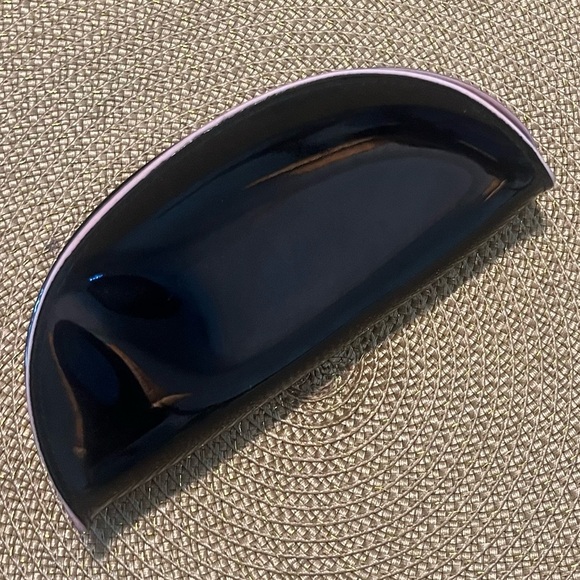 Bebe Glossy Black Sunglasses Holder - Picture 5 of 5